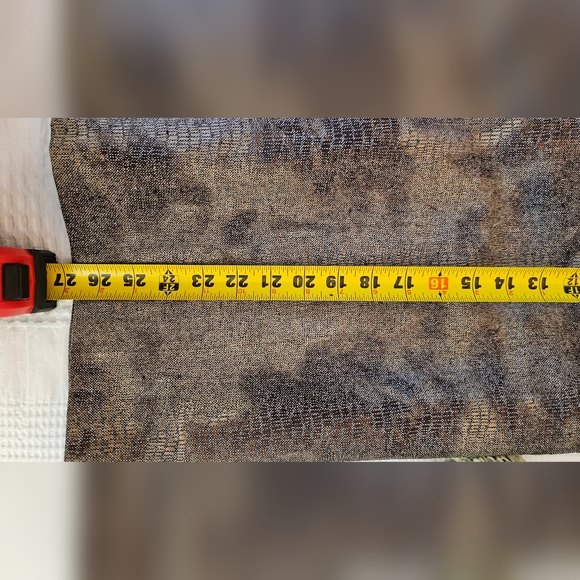 Danier print skirt - Picture 4 of 4